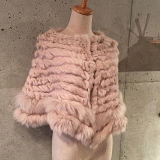 バーニーズニューヨーク(BARNEYS NEW YORK)のバーニーズ ラパン×フォックス ポンチョ ケープ ピンクベージュ(ポンチョ)