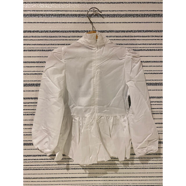 新品　キッズ　ホワイトブラウス　120 キッズ/ベビー/マタニティのキッズ服女の子用(90cm~)(ブラウス)の商品写真