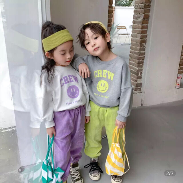 新品✨韓国風 トレーナー セットアップ ニコちゃん ネオンカラー キッズ/ベビー/マタニティのキッズ服女の子用(90cm~)(その他)の商品写真