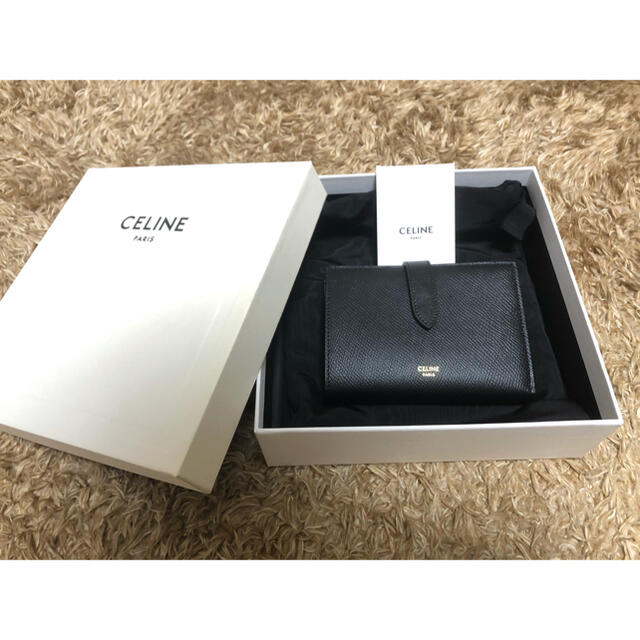 celine(セリーヌ)の★超破格セール★ セリーヌ  ミディアム　ストラップ　ウォレット レディースのファッション小物(財布)の商品写真