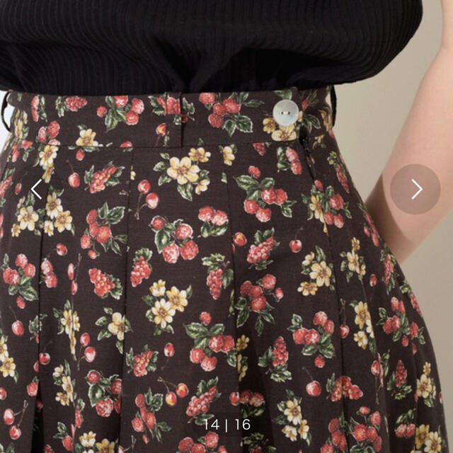 Dot&Stripes CHILDWOMAN(ドットアンドストライプスチャイルドウーマン)の花柄スカート レディースのスカート(ひざ丈スカート)の商品写真