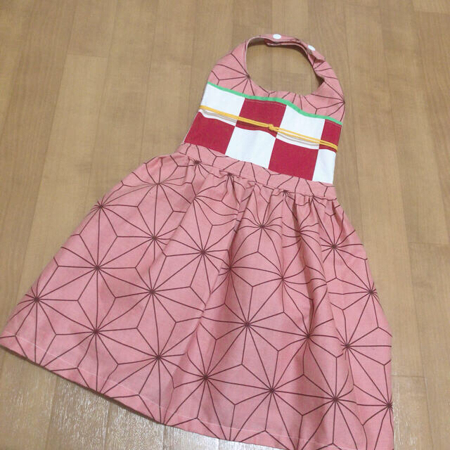 禰豆子　なりきりエプロンワンピ キッズ/ベビー/マタニティのキッズ服女の子用(90cm~)(ワンピース)の商品写真