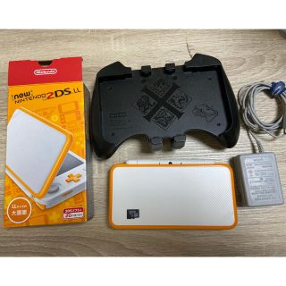 ニンテンドー2DS(ニンテンドー2DS)のNintendo ゲーム機本体 NEW ニンテンドー 2DS LL ホワイト/オ(携帯用ゲーム機本体)