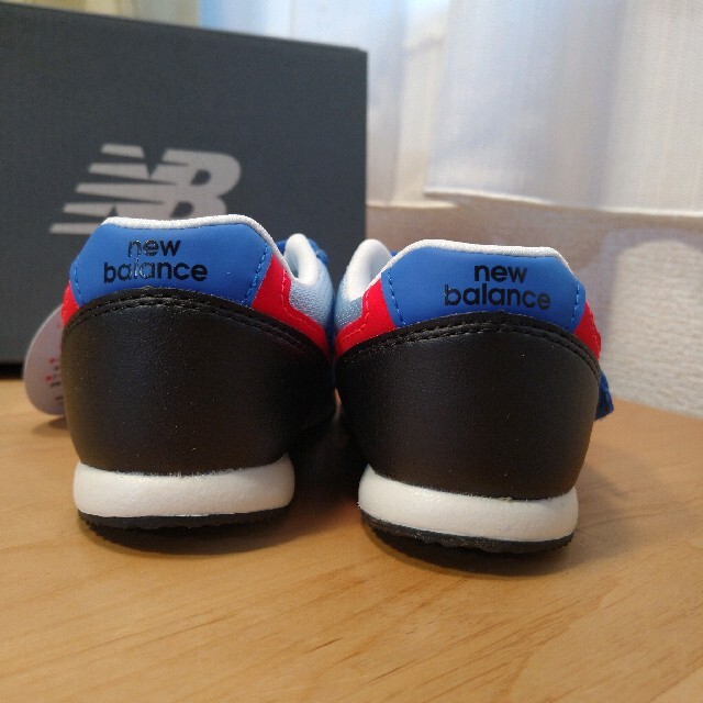 New Balance(ニューバランス)の新品◆格安！14cm ブルー＆レッド 996 ニューバランス キッズ/ベビー/マタニティのベビー靴/シューズ(~14cm)(スニーカー)の商品写真