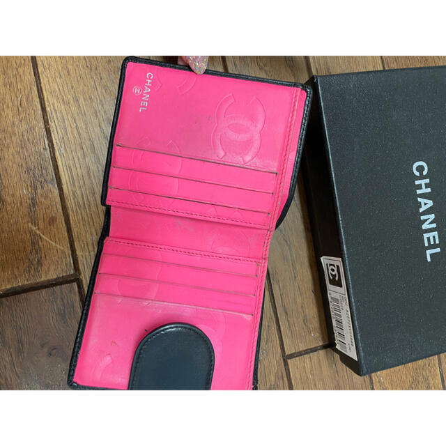 CHANEL(シャネル)のCHANEL 折りたたみ財布 レディースのファッション小物(財布)の商品写真