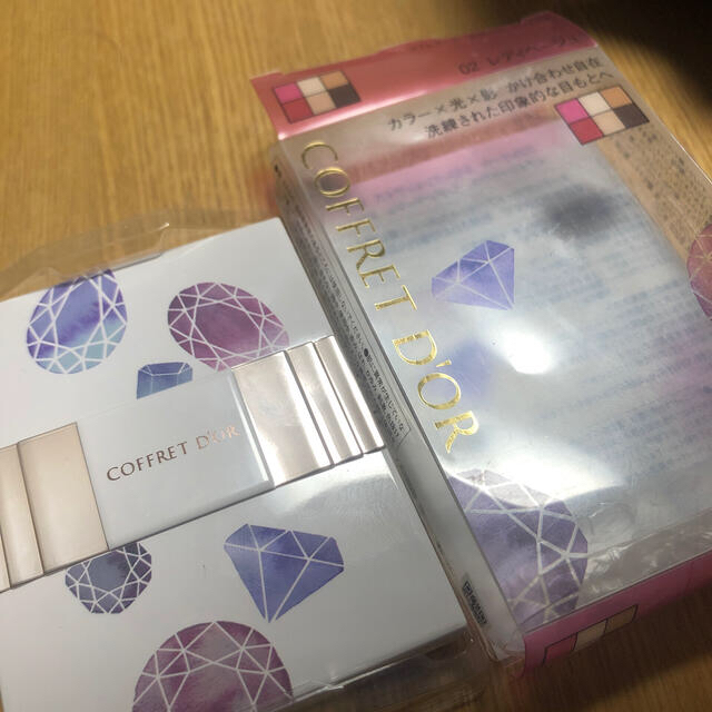 COFFRET D'OR(コフレドール)のコフレドール 6セレクションアイズ 02 レディベージュ(3.5g) コスメ/美容のベースメイク/化粧品(アイシャドウ)の商品写真