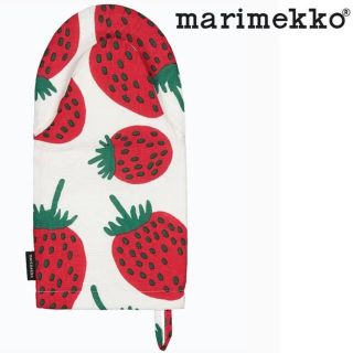 マリメッコ(marimekko)の新品未使用タグ付き★マリメッコ★いちごストロベリー★ミトン(収納/キッチン雑貨)