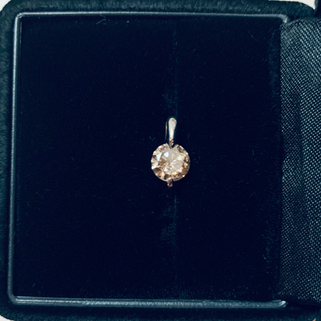 髙島屋(タカシマヤ)のダイヤモンドネックレス　ptペンダントヘッド0.8ct お値下げ中 レディースのアクセサリー(ネックレス)の商品写真