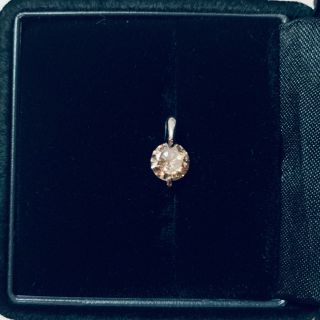 タカシマヤ(髙島屋)のダイヤモンドネックレス　ptペンダントヘッド0.8ct お値下げ中(ネックレス)