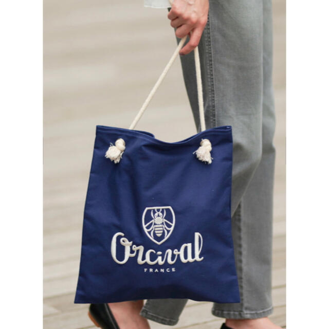 ORCIVAL(オーシバル)のORCIVAL オーシバル　ミツバチ　刺しゅう　ショルダーバッグ  ネイビー レディースのバッグ(トートバッグ)の商品写真