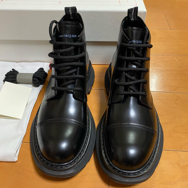 Alexander McQueen レースアップアンクルブーツ 購入金額14万円