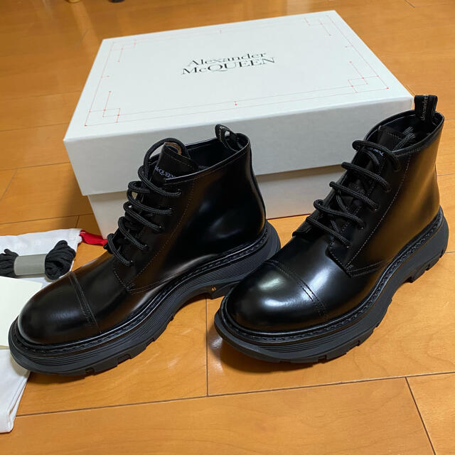 Alexander McQueen レースアップアンクルブーツ 購入金額14万円