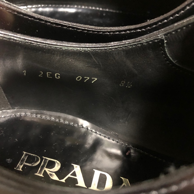 PRADA(プラダ)の名作 12aw PRADA 幾何学 レザーシューズ 革靴 メンズの靴/シューズ(ドレス/ビジネス)の商品写真