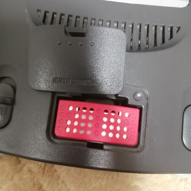 NINTENDO64 ソフト5本とメモリー拡張パック付 AVケーブル欠品