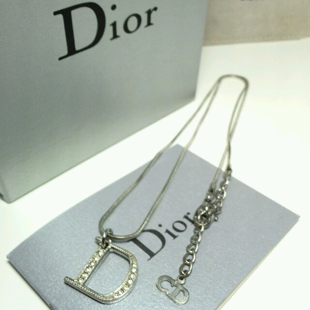 Christian Dior - Dior 刻印ネックレス☆美品の通販 by may-fair 's shop｜クリスチャンディオールならラクマ