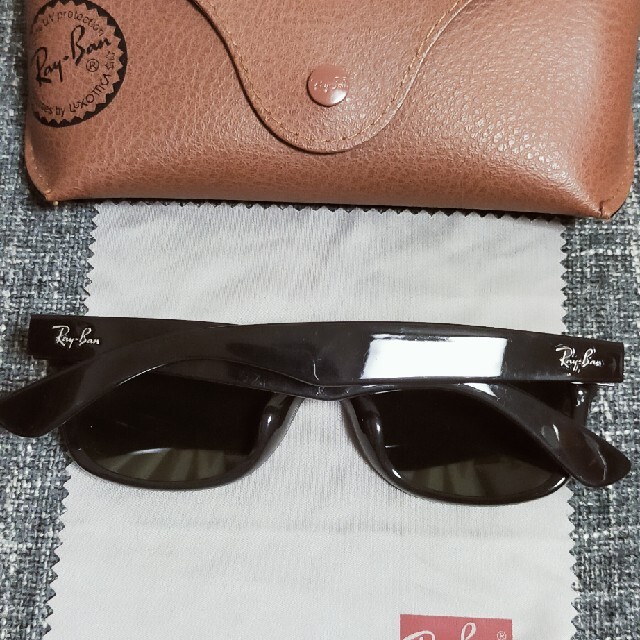 Ray-Ban(レイバン)のmari8150様専用レイバン　NEW WAYFARE メンズのファッション小物(サングラス/メガネ)の商品写真