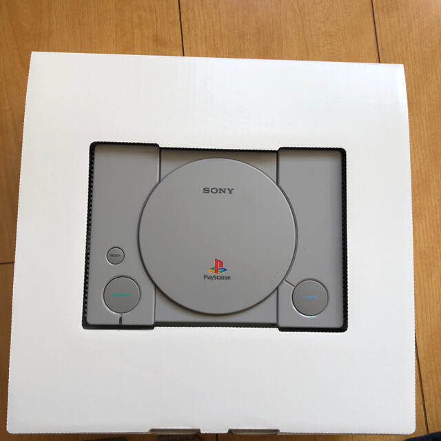 SONY  プレイステーション クラシック 他ゲーム機本体 SCPH-1000R エンタメ/ホビーのゲームソフト/ゲーム機本体(家庭用ゲーム機本体)の商品写真