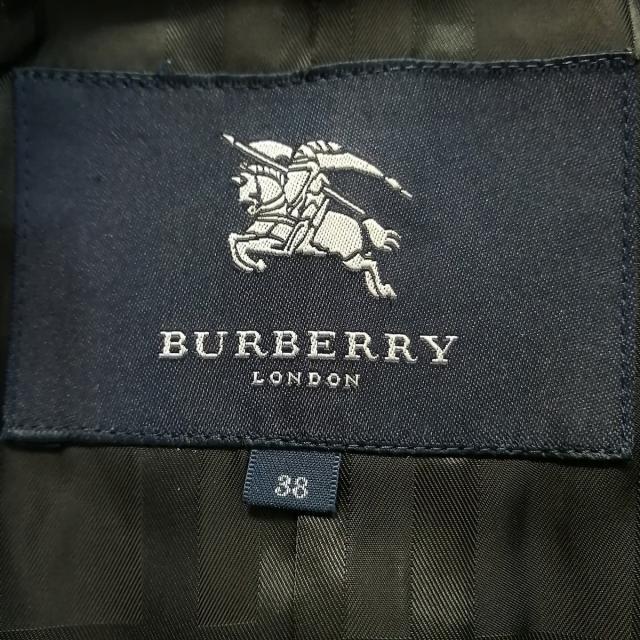 BURBERRY(バーバリー)のバーバリーロンドン Pコート サイズ38 L - レディースのジャケット/アウター(ピーコート)の商品写真