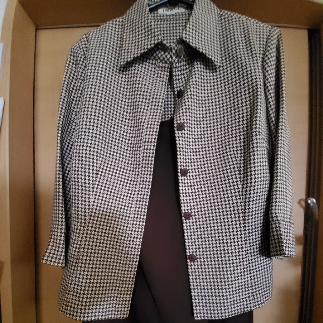 IMAGE(イマージュ)の茶系スーツ　大きめサイズ15AR号 レディースのフォーマル/ドレス(スーツ)の商品写真