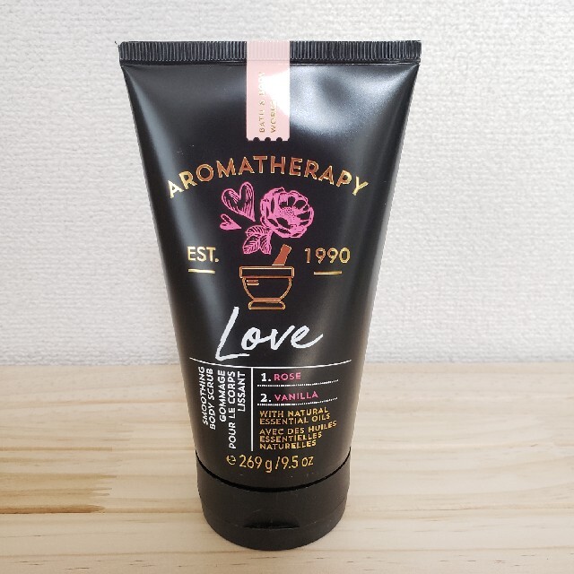 Bath & Body Works(バスアンドボディーワークス)の【未使用品】BATH & BODY WORKS ボディスクラブ コスメ/美容のボディケア(ボディスクラブ)の商品写真