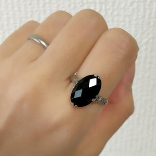 シャープな黒  ☺︎ サンプラチナ製 SPM刻印 昭和 日本のヴィンテージリング(リング(指輪))