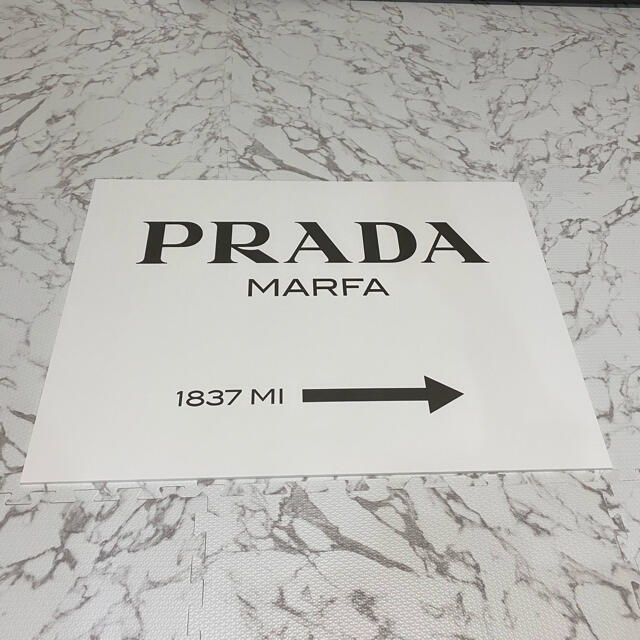 A1サイズ PRADA MARFA アートパネル  ハンドメイドのインテリア/家具(アート/写真)の商品写真