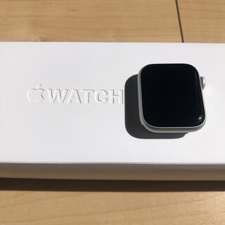 アップル(Apple)の【美品】Apple Watch series5 40mm GPSモデル(腕時計(デジタル))