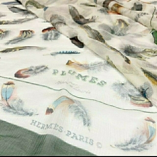 エルメス(Hermes)のHERMES カレ90  Les Plumes プリュム(バンダナ/スカーフ)