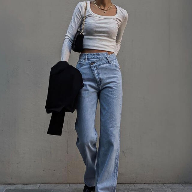 ALEXIA STAM(アリシアスタン)のAclent basic fit long tee white レディースのトップス(Tシャツ(長袖/七分))の商品写真