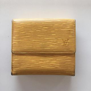 ルイヴィトン(LOUIS VUITTON)のヴィトン エピ 三つ折り 財布(財布)