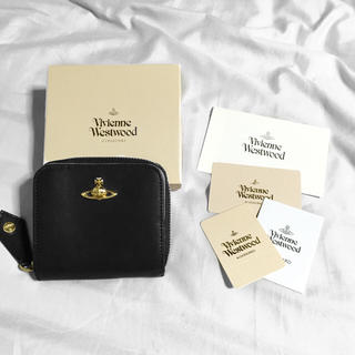 ヴィヴィアンウエストウッド(Vivienne Westwood)の新作 スクイグル柄 ジップ二つ折り財布(財布)