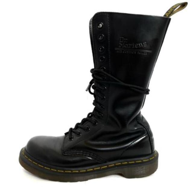 Dr.Martens(ドクターマーチン)のドクターマーチン ショートブーツ 38 - 黒 レディースの靴/シューズ(ブーツ)の商品写真