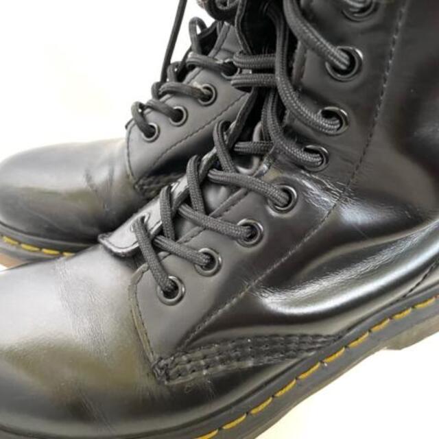 Dr.Martens(ドクターマーチン)のドクターマーチン ショートブーツ 38 - 黒 レディースの靴/シューズ(ブーツ)の商品写真