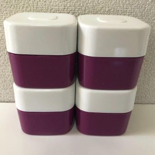 【新品未使用】Tupperware 容器（パープル）4個セット 送料無料(容器)