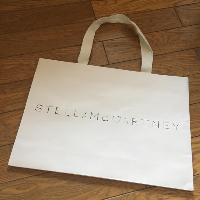 Stella McCartney(ステラマッカートニー)の新品 STELLAMACCATNEY ステラマッカートニー 紙袋 レディースのバッグ(ショップ袋)の商品写真