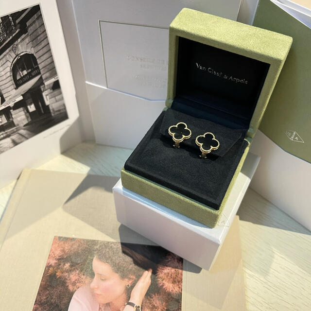 特価商品 Van Cleef & Arpels - ヴァンクリーフ&アーペル アルハンブラ