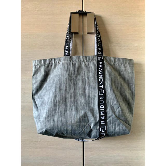 Fragment Design × RAMIDUS TOTE BAG (L) メンズのバッグ(トートバッグ)の商品写真