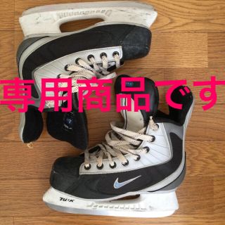 ナイキ(NIKE)のNIKE ナイキ　アイスホッケー靴　子供用　4EE(ウインタースポーツ)