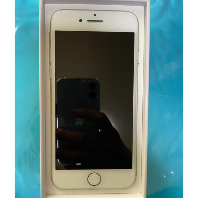 SIMフリー iPhone 8 (64G) シルバー スマホ/家電/カメラ ...
