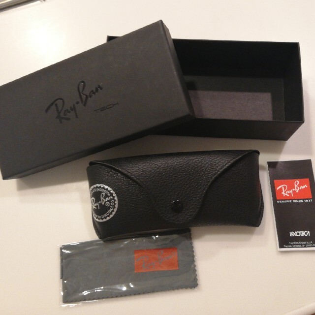 Ray-Ban(レイバン)のRay-Banサングラスケース メンズのアクセサリー(その他)の商品写真