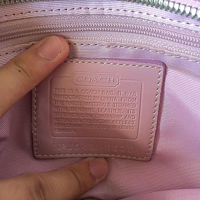 COACH(コーチ)の♥激安♥格安 美品 正規品 COACH ハンドバッグ ピンク シグネチャー レディースのバッグ(ハンドバッグ)の商品写真
