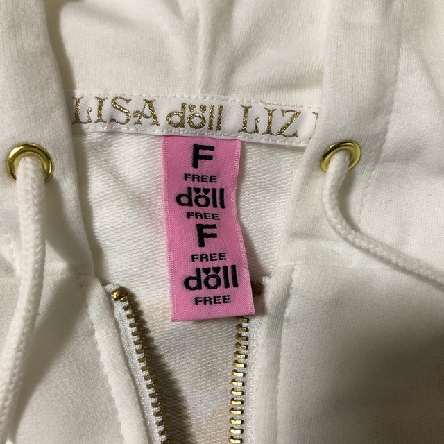 LIZ LISA doll(リズリサドール)のLIZ LISA  doll  半袖ジップパーカー　新品未使用 レディースのトップス(Tシャツ(半袖/袖なし))の商品写真