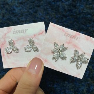 ヴェラウォン(Vera Wang)のブライダルピアス　2個セット(ヘッドドレス/ドレス)