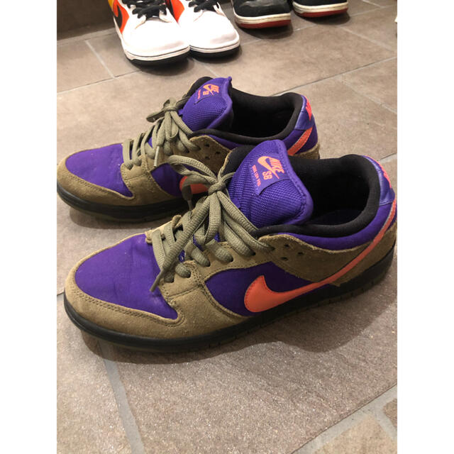 NIKE ダンク　SB オリーブ