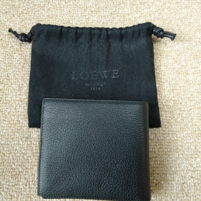 LOEWE(ロエベ)の「売却済」LOEWE 財布　新品未使用 メンズのファッション小物(折り財布)の商品写真