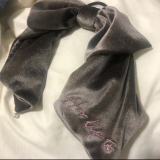 フレイアイディー(FRAY I.D)のHer lip to【完売品】Velvet Bow Scrunchieヘアリボン(その他)