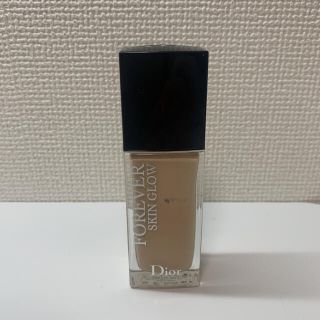 ディオール(Dior)のDior forever skin glow リキッドファンデ0N(ファンデーション)