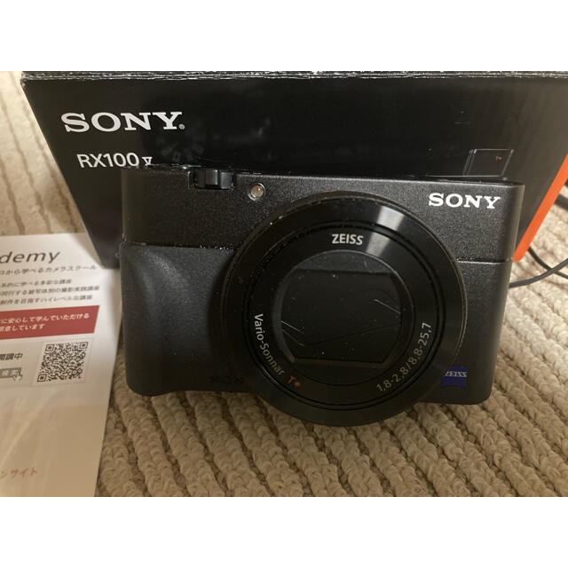 SONY(ソニー)のSONY Cyber−Shot RX DSC-RX100M5A スマホ/家電/カメラのカメラ(コンパクトデジタルカメラ)の商品写真