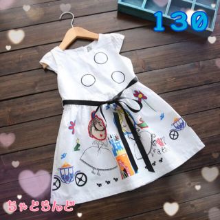 ♡新品♡ 130 お姫様プリント ワンピース　夏(ワンピース)