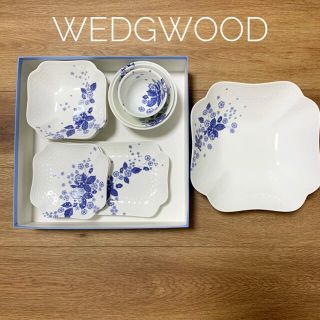 ウェッジウッド(WEDGWOOD)の【WEDGWOOD】ウェッジウッド　食器　6点セット！(食器)